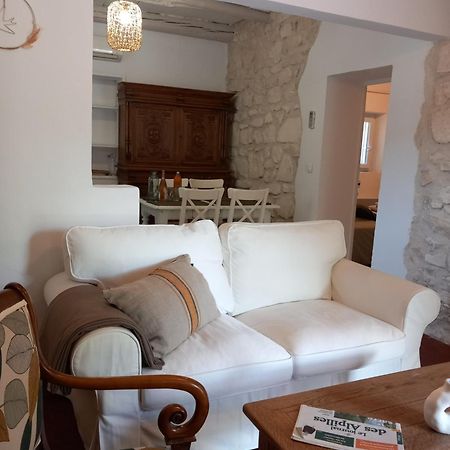 Le Petit Mas Des Alpilles En Provence Villa Saint-Etienne-du-Gres ภายนอก รูปภาพ