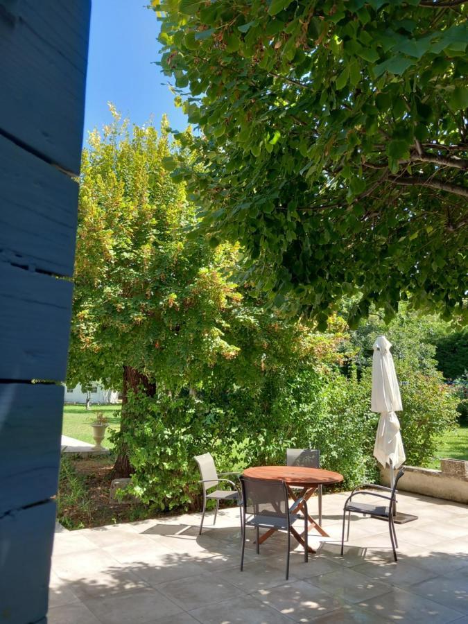 Le Petit Mas Des Alpilles En Provence Villa Saint-Etienne-du-Gres ภายนอก รูปภาพ
